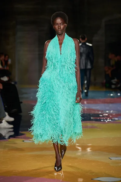 Look 72